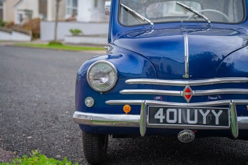 1958 Renault 4CV Luxe Model (LHD) In vendita (immagine 64 di 199)