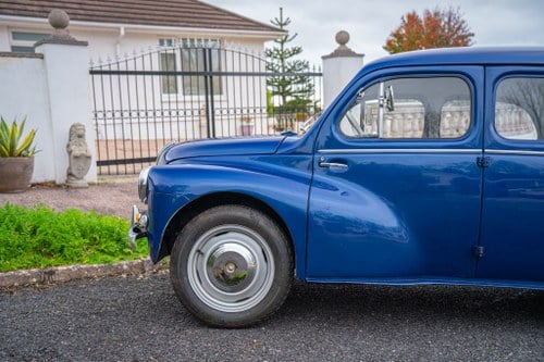 1958 Renault 4CV Luxe Model (LHD) In vendita (immagine 72 di 199)