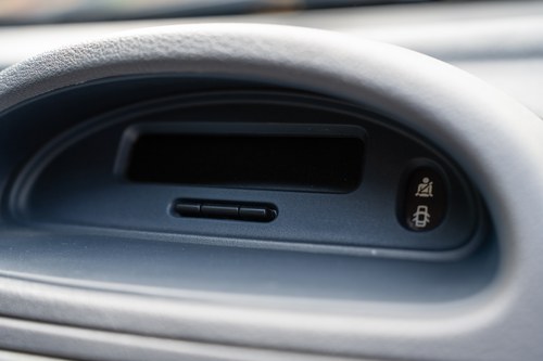 2002 Renault Clio V6 Phase 1 à vendre (picture 65 of 198)