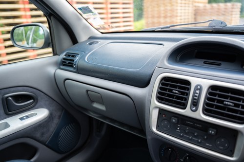 2002 Renault Clio V6 Phase 1 à vendre (picture 69 of 198)