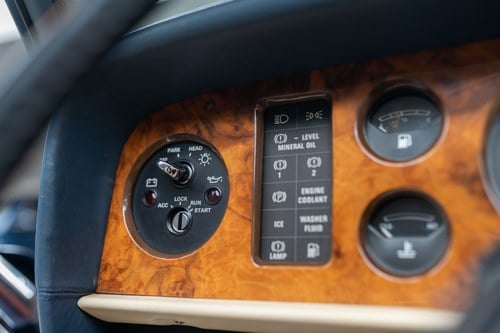 1985 Rolls-Royce Corniche LHD For Sale (picture 35 of 191)