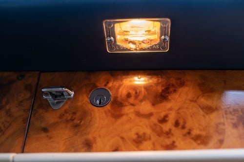 1985 Rolls-Royce Corniche LHD For Sale (picture 49 of 191)