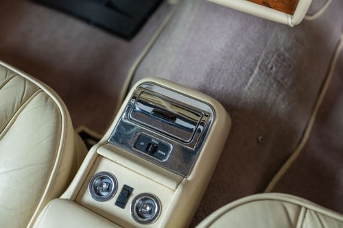 1985 Rolls-Royce Corniche LHD For Sale (picture 74 of 191)