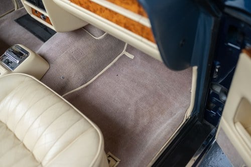 1985 Rolls-Royce Corniche LHD For Sale (picture 90 of 191)