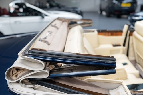 1985 Rolls-Royce Corniche LHD For Sale (picture 98 of 191)