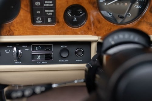 1985 Rolls-Royce Corniche LHD For Sale (picture 42 of 191)