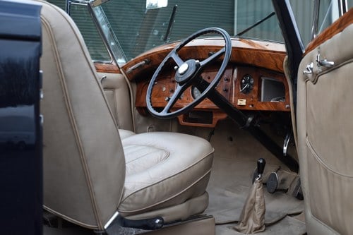 1950 Rolls-Royce Silver Wraith Gurney Nutting DHC zum Verkauf (Bild 31 von 156)