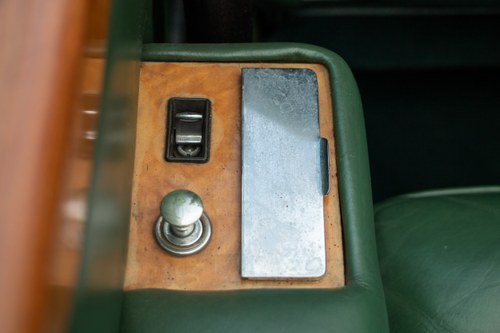 1974 Rolls-Royce Corniche Convertible In vendita (immagine 55 di 169)