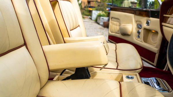 1984 Rolls-Royce Corniche Convertible For Sale (picture :index of 47)