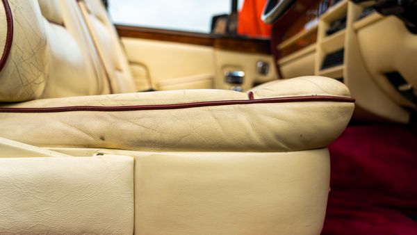 1984 Rolls-Royce Corniche Convertible For Sale (picture :index of 44)