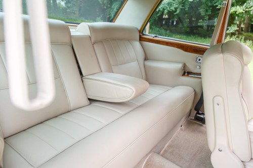 1971 Rolls-Royce Corniche Fixed-head Coupé LHD For Sale (picture 38 of 99)