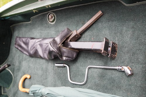 1971 Rolls-Royce Corniche Fixed-head Coupé LHD For Sale (picture 77 of 99)