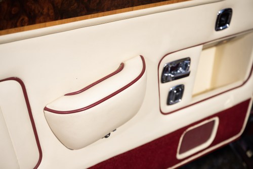 1988 Rolls-Royce Corniche II Convertible For Sale (picture 64 of 212)