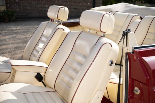 1988 Rolls-Royce Corniche II Convertible For Sale (picture 48 of 212)
