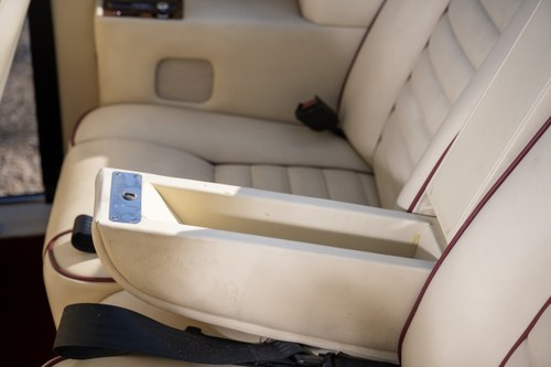 1988 Rolls-Royce Corniche II Convertible For Sale (picture 51 of 212)