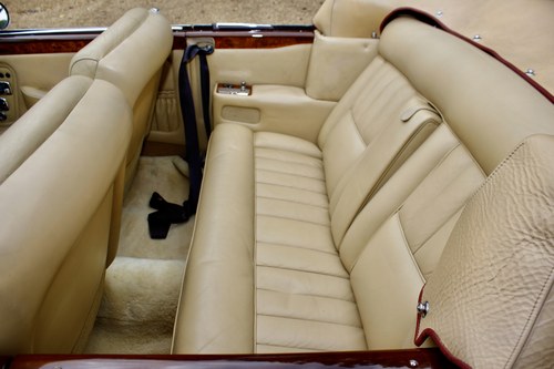 1973 Rolls-Royce Corniche Convertible Te koop (foto 77 van 159)