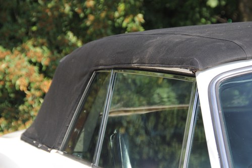 1981 Rolls-Royce Corniche Drophead Te koop (foto 114 van 198)