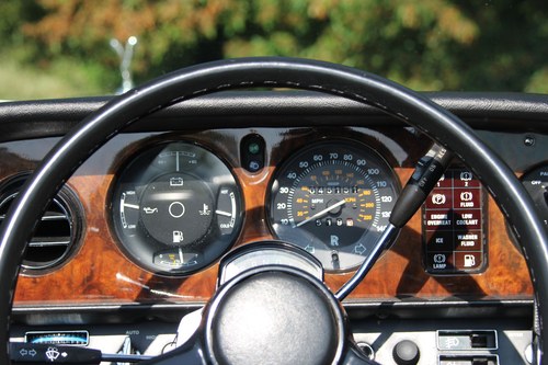 1981 Rolls-Royce Corniche Drophead Te koop (foto 48 van 198)