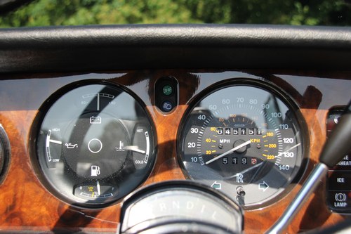 1981 Rolls-Royce Corniche Drophead Te koop (foto 55 van 198)