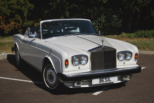 1981 Rolls-Royce Corniche Drophead Te koop (foto 17 van 198)