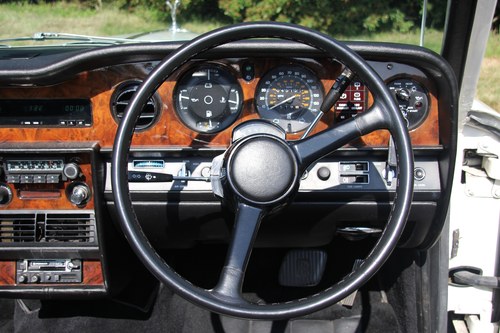 1981 Rolls-Royce Corniche Drophead Te koop (foto 51 van 198)