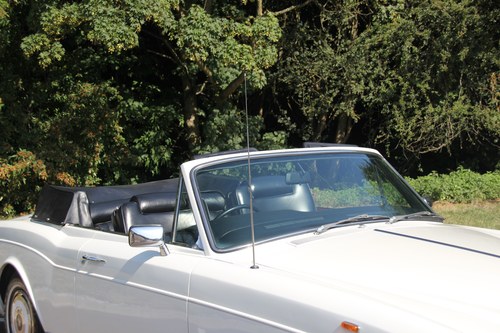 1981 Rolls-Royce Corniche Drophead Te koop (foto 137 van 198)