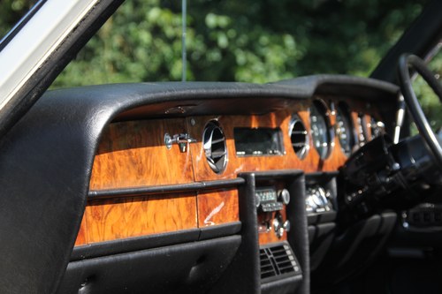 1981 Rolls-Royce Corniche Drophead Te koop (foto 78 van 198)