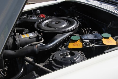 1981 Rolls-Royce Corniche Drophead Te koop (foto 164 van 198)