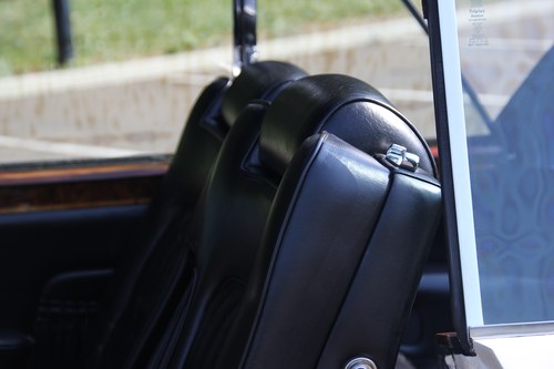 1981 Rolls-Royce Corniche Drophead Te koop (foto 75 van 198)