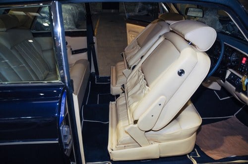 1982 Rolls Royce Corniche Te koop (foto 51 van 95)