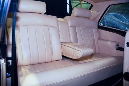 1982 Rolls Royce Corniche Te koop (foto 50 van 95)