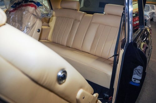 1982 Rolls Royce Corniche Te koop (foto 52 van 95)