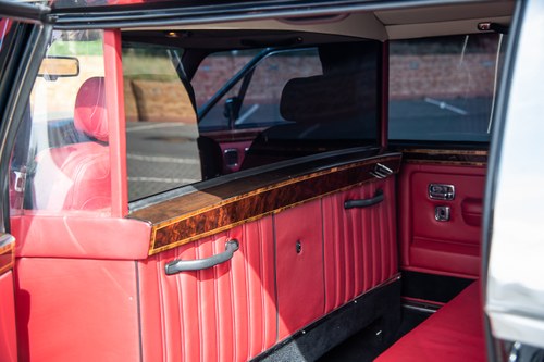 1994 Rolls-Royce Silver Spur III McAllester Limousine For Sale (picture 54 of 146)