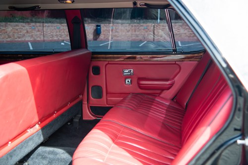1994 Rolls-Royce Silver Spur III McAllester Limousine For Sale (picture 36 of 146)