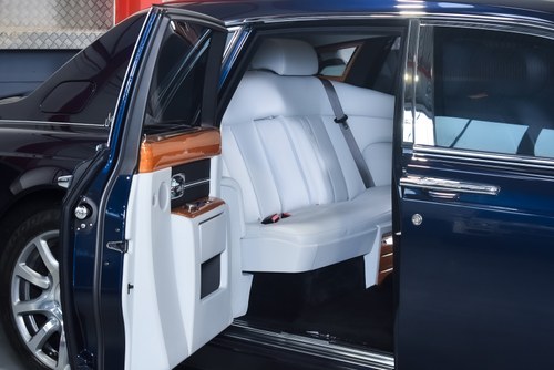 2015 Rolls-Royce Phantom “Metropolitan (1/20)” Sedan 6.75L V12 LHD zum Verkauf (Bild 64 von 119)