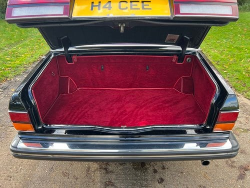 1990 Rolls-Royce Silver Spur MkII In vendita (immagine 46 di 71)