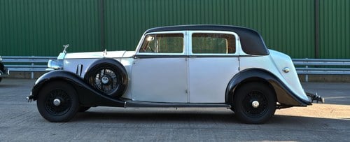 1939 Rolls-Royce Wraith Limousine Coachwork by Park Te koop (foto 3 van 74)