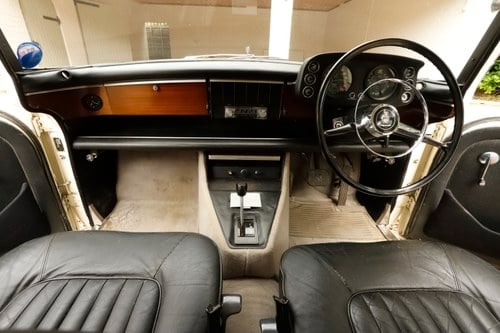 1972 Rover P5B Te koop (foto 27 van 221)