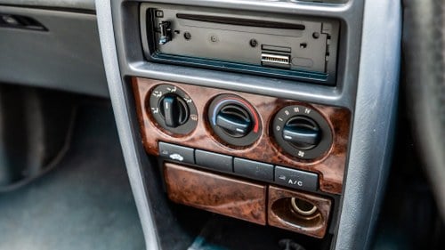 NO RESERVE - 1997 Rover 400 Te koop (foto 19 van 140)