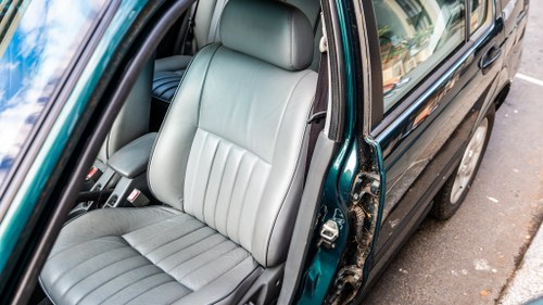 NO RESERVE - 1997 Rover 400 Te koop (foto 45 van 140)