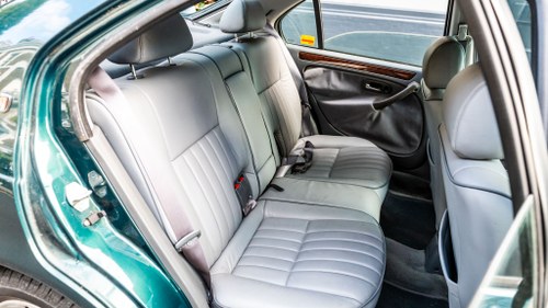 NO RESERVE - 1997 Rover 400 Te koop (foto 52 van 140)