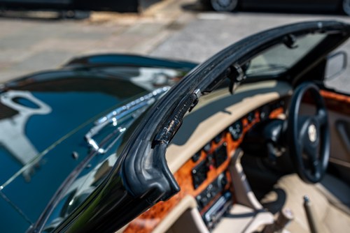 1995 MG RV8 In vendita (immagine 63 di 84)