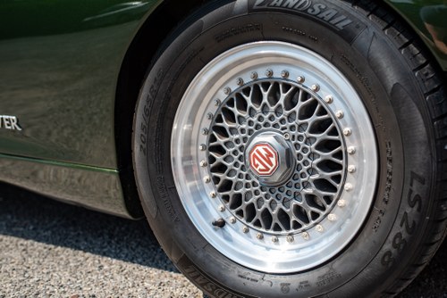 1995 MG RV8 In vendita (immagine 15 di 84)