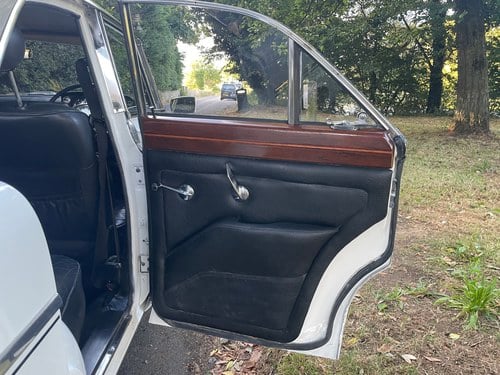 NO RESERVE - 1972 Rover P5B Coupé In vendita (immagine 20 di 256)