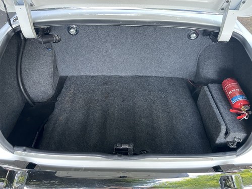 NO RESERVE - 1972 Rover P5B Coupé In vendita (immagine 54 di 256)