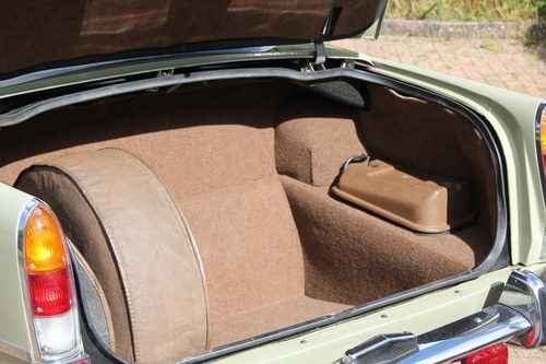 1974 Rover P6 2200 SC For Sale (picture 48 of 113)