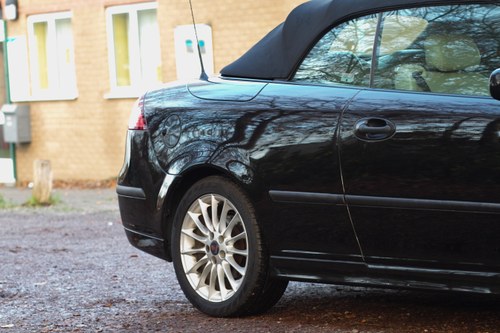 NO RESERVE - 2005 Saab 9-3 Vector Convertible En venta (imagen 94 de 129)