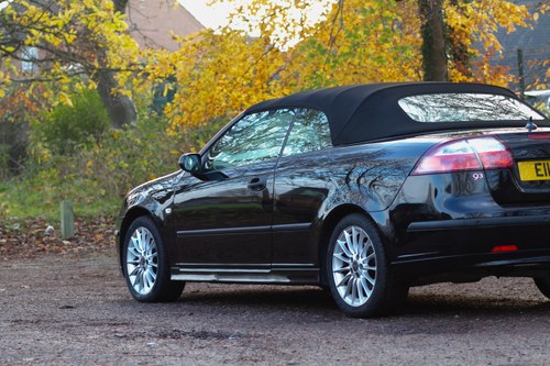 NO RESERVE - 2005 Saab 9-3 Vector Convertible En venta (imagen 91 de 129)