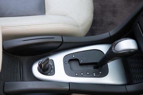 NO RESERVE - 2005 Saab 9-3 Vector Convertible En venta (imagen 50 de 129)