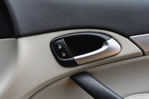 2009 Saab 9-3 Vector TiD Te koop (foto 27 van 182)